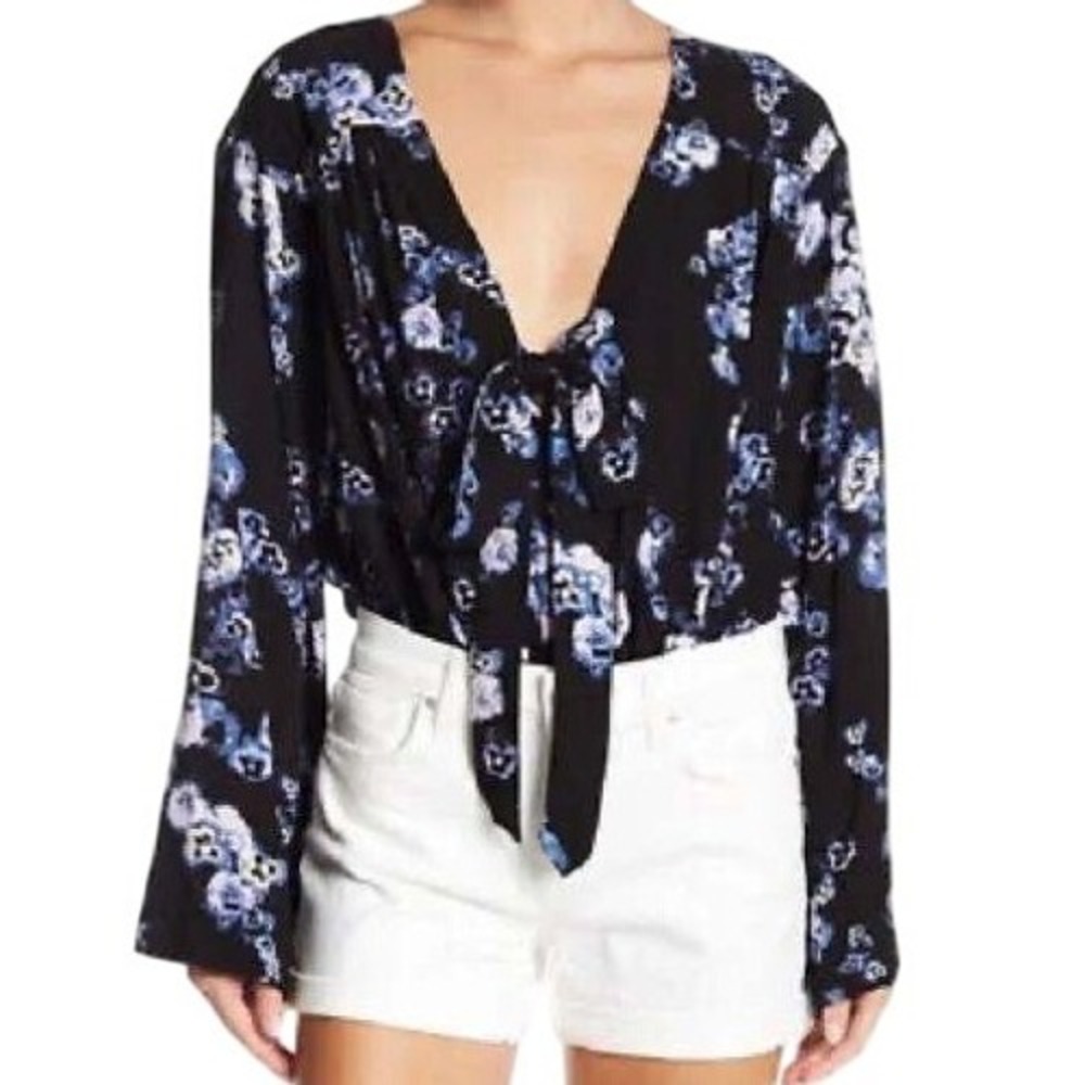 Intimately by Free People Forties Feels Floral Print‎ V Neck Bodysuit Size Small